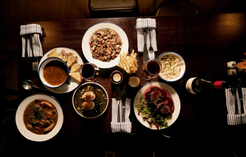 Four Perfect Date Night Destinations in Norfolk